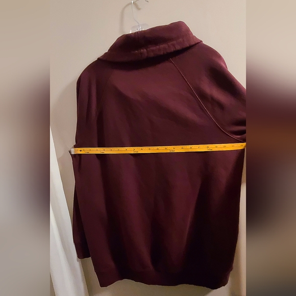 Calvin Klein Sweatshirt - size XL - Picture 9 of 12
